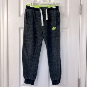 Boys size Medium (10-12) Puma Joggers